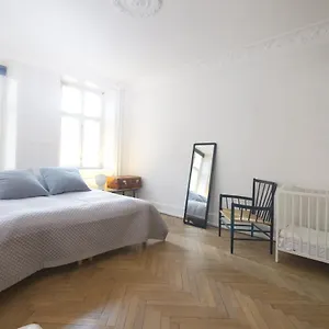 https://direct-inner-city-6.copenhagenhotelselect.com
